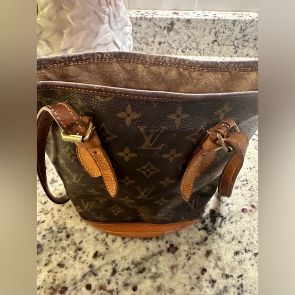 Authentic Vintage Louis Vuitton Monogram Bucket Bag - Picture 2 of 16